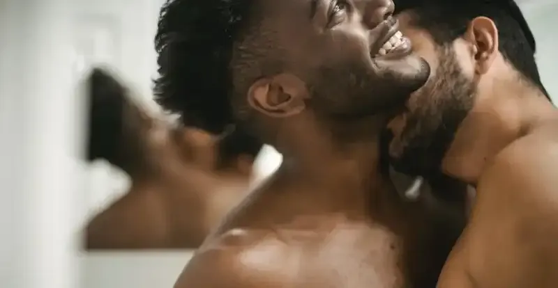 sexy kissing